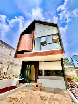 Rumah Modern Kekinian Dekat Tol JORR, Sisa 1 Unit Terakhir!