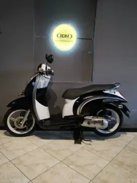 Scoopy thn 2011 cash. Bali dharma motor