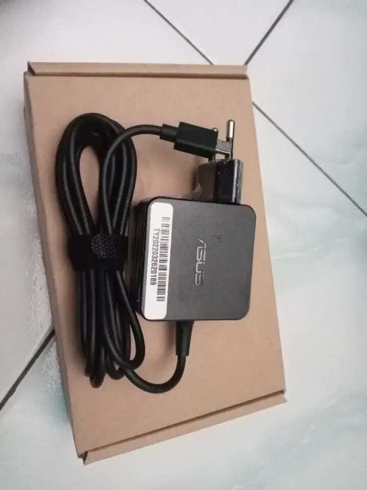 Adaptor Charger Laptop Asus A416