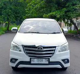 DP 25 jt Toyota Kijang Innova 2.0 G manual Barong 2014 Bensin