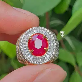 Batu Permata Natural RED Ruby Burma Myanmar No Heat 2.69 Ct GRI Memo