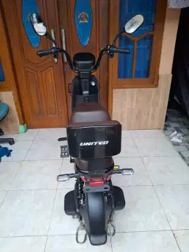 Di jual cepat sepeda listrik united salvador 2.0