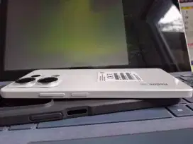 Redmi Note 13 5G 8/256 fullset Kinclong Like New