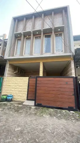 Jual Bawah Pasar, Rumah Cantik Jambangan dekat Ketintang Kebonsari