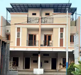 Cluster 2,5 Lantai Dinding Bata Merah