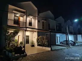 Rumah Villa Ada Kolam Renang Cluster Bandung Hijau Utara