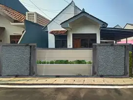 Rumah Hoek komplek PJMI Bintaro, Tangerang selatan area