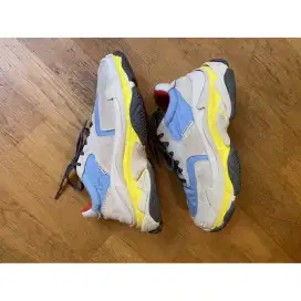 balenciaga triple s size43 insole 28cm size 44 bisa pakai 665rb nett