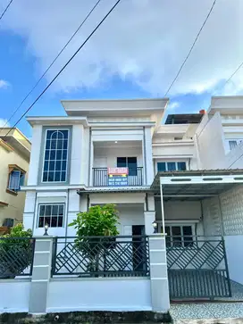 Disewakan Rumah 2 Lantai , Tanjung Pinang