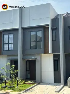 Disewakan Rumah 2 Lantai Di Cluster Regia Summarecon Crown Gading HI
