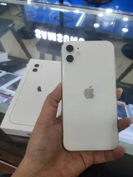 Second IPhone 11 128GB Ex Garansi Inter Aman
