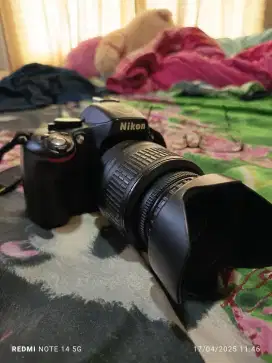 Nikon D5100 body dan lensa