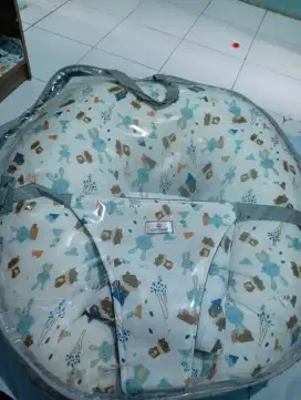 Bantal sofa bayi
