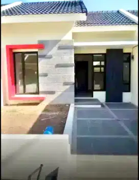 DISEWAKAN RUMAH SEGARA CITY DESCADA PER TAHUN (ADA AC & KULKAS)