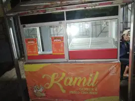 Menjual gerobak