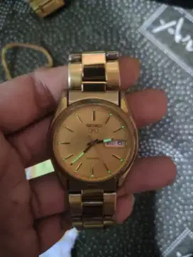 Jam tangan SEIKO gold vintage