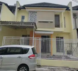 Dijual Rumah 2 Lantai Lebar 9m Regency One Hadap Utara SHM Siap Huni