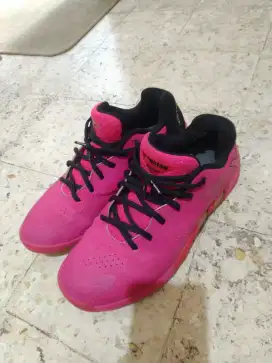 Sepatu badminton Victor P9500 original