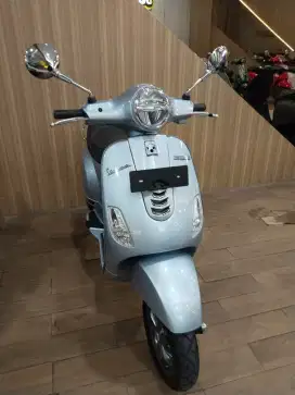 PIAGGIO VESPA LX 125 IGET FACELIFT 2023 PERFECT CONDITION
