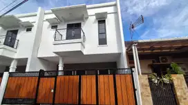Rumah 2 Lantai di Bogor Bangunan Luas dan nyaman untuk keluarga