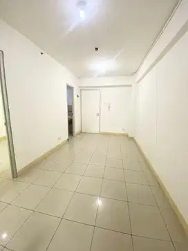 disewa 2 kamar greenbay unfurnished dengan 2 ac. luas!