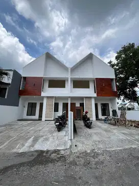 Rumah Baru murah scandinavian 2 lantai dekat Jogjabay & Budi mulia