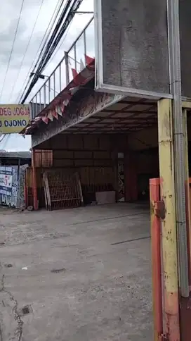 Tanah Luas 2200m di Jalan Raya Bojongsari