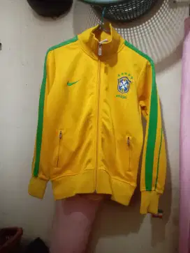 jaket Nike brazil