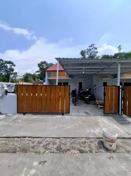 RUMAH MURAH DI DALAM CLUSTER SELOMARTANI NGEMPLAK HARGA 300JUTA.J13319