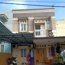 Dijual Rumah Kampoeng Mas 2 Lantai Dekat Stasiun Depok