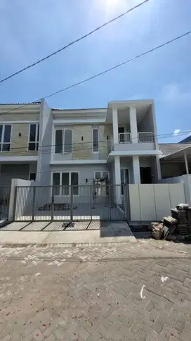 rumah 2 lantai modern minimalis darmo permai dekat ptc hr muhamand