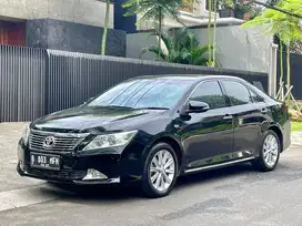 TOYOTA CAMRY V 2.5 AT 2013 HITAM KM 105rb