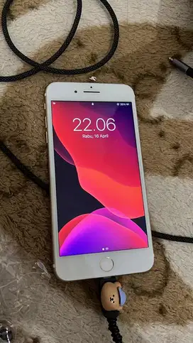 Dijual iphone 7+ 32GB inter