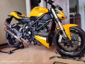 Jual Unit Ducati Street Fighter Tahun 2013
