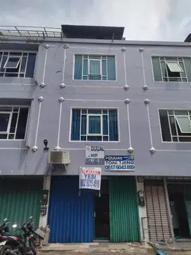 RUKO BERSIH LAYAK DIPAKAI BUAT BISNIS DI KAWASAN JAKARTA PUSAT