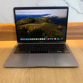 FOR SALE!!! MACBOOK AIR 13 2020 i5 RAM 16/256 SPACE GRAY