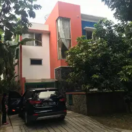 Disewakan rumah di Mahogany Residence Cibubur Hook