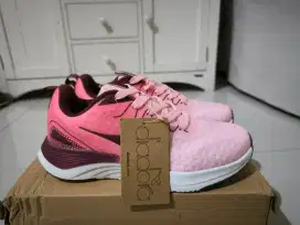 Dijual sepatu diadora graceson warna pink size 36