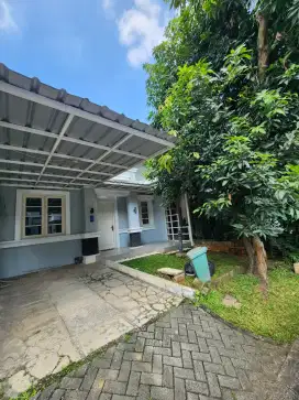 DISEWAKAN RUMAH DI KOTA WISATA CIBUBUR