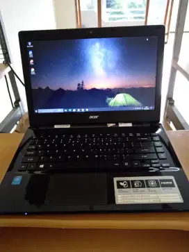 Laptop  Acer Aspire E5-471 Mullus .Lengkap like new.