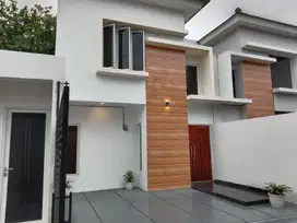 rumah siap huni 2 lantai lokasi bebas banjir bonus AC 2 unit