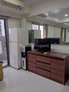 Disewakan Apartemen Waterplace Tower C Furnis 3br+1 Dekat Pakuwon Mall