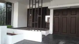 Dijual murah rumah mewah cluster Asia Tropis Kota Harapan Indah Bekasi