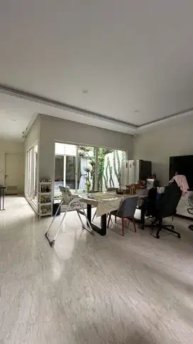 Dijual Rumah Mewah Cluster Mozart Summarecon Gading Serpong