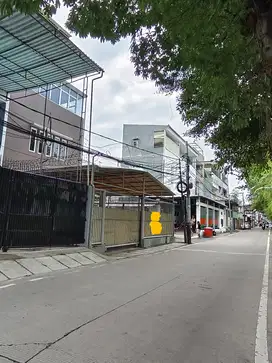 Jual murah rumah hook luas tanah 170 meter di Gunung Sahari JakPus