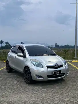 Yaris J 2011 manual