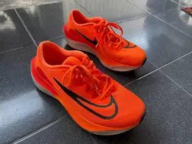Nike Zoom Fly 5 (Total Orange) – Pemakaian Kurang dari 10K!