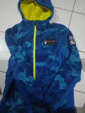 Jaket gunung Spyder