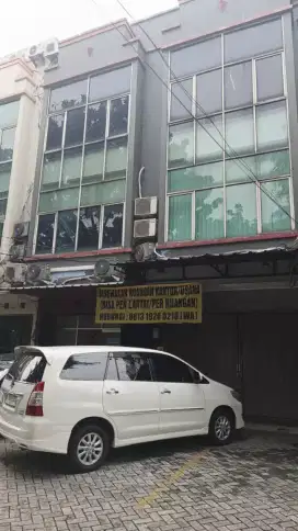 Ruko Gandeng di sewakan  9 x 17m bisa(Klinik.expedisi.travel.Bimbel)