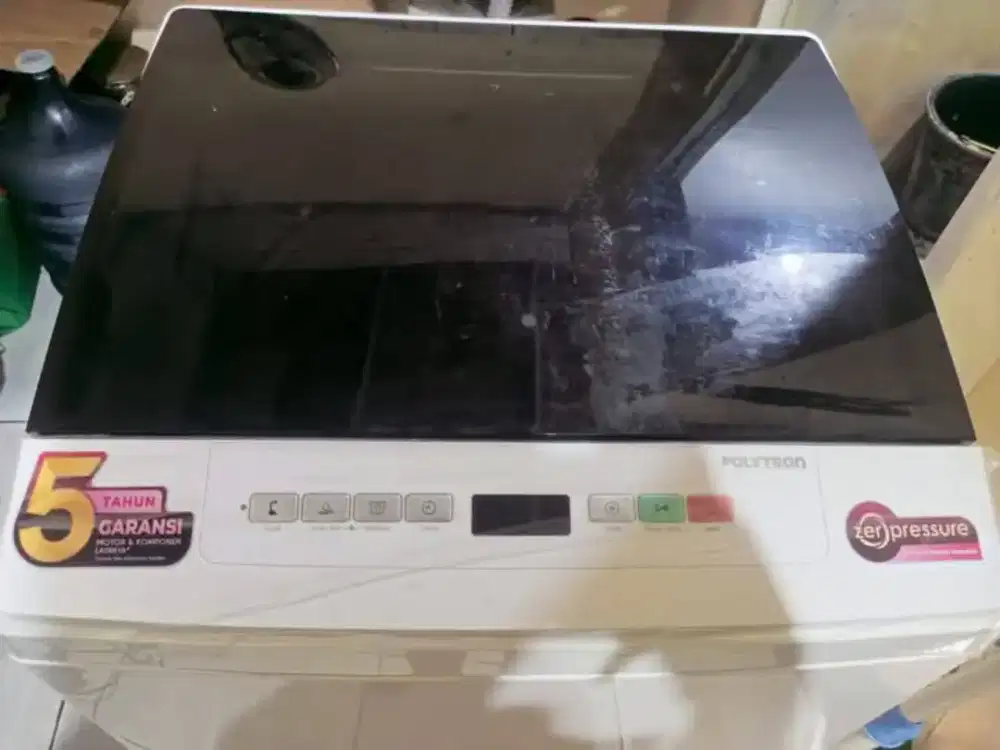 Mesin cuci Polytron like new